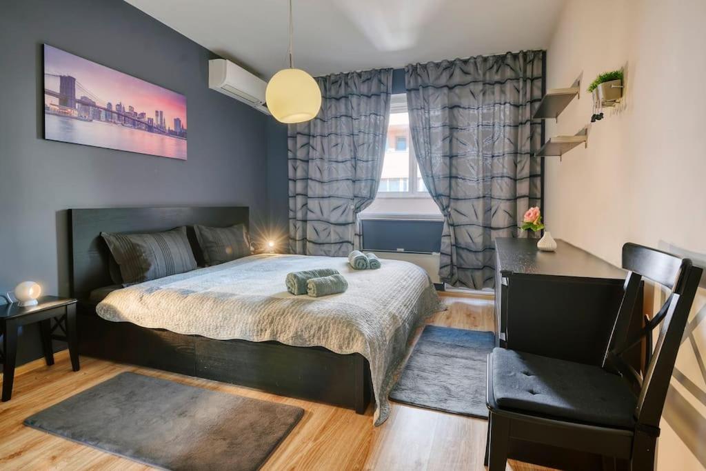 Comfort In Center Varna ภายนอก รูปภาพ